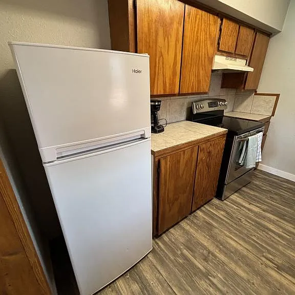 339 S Whitney St — Photo 12