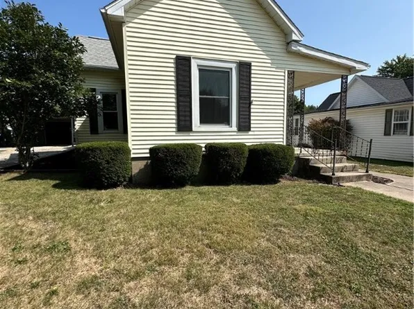 129 Washington Ave, Westville, IL 61883