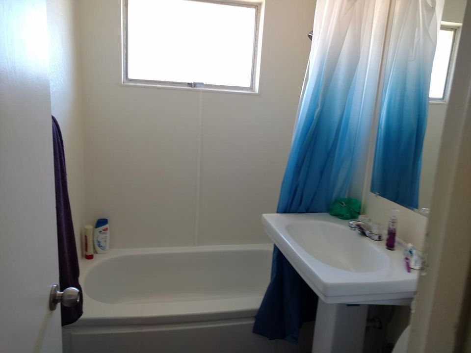 2nd image of 14521 W Thorne Ln SW