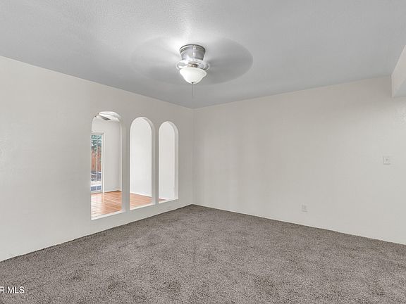 3rd image of 9722 Penjamo Dr