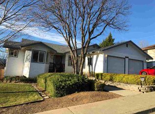 909 N View Cir, Yreka, CA