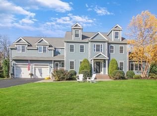 171 Sohier St, Cohasset, MA 02025