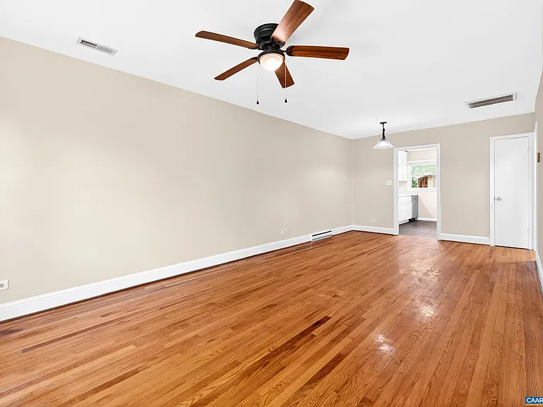 1272 Rio Rd E — Photo 10