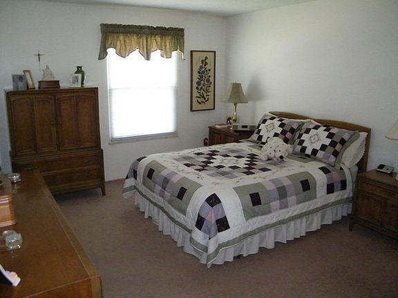 3rd image of 5275 Franklyn Blvd Unit 5275-A