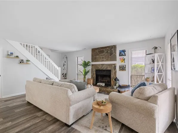 4610 Lake Dr #A, Virginia Beach, VA 23455