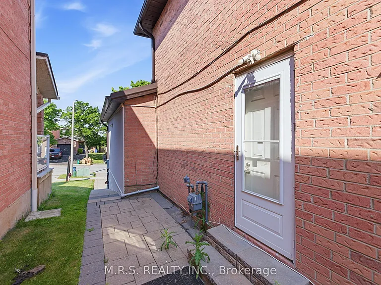 39 Palmer Dr #BSMNT — Photo 4