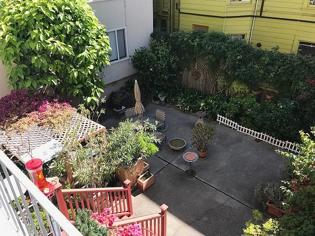 1st image of 452 Bartlett St