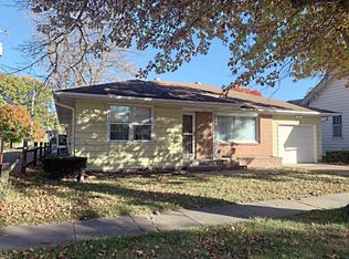 414 S 8th St, Sabetha, KS 66534