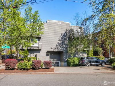 115 W Galer Street #301, Seattle, WA, 98119
