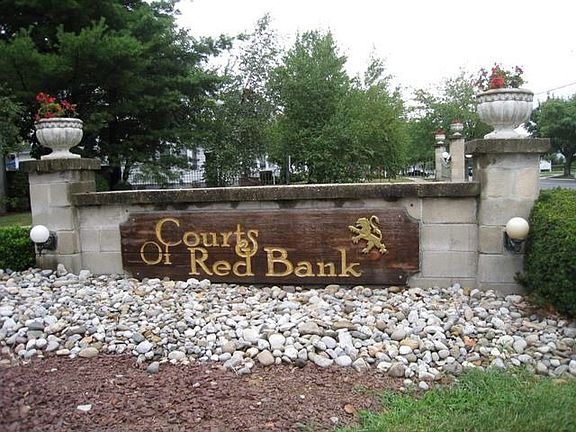 Courts of Red Bank