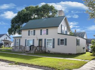 303 2nd Ave NW, Hampton, IA 50441