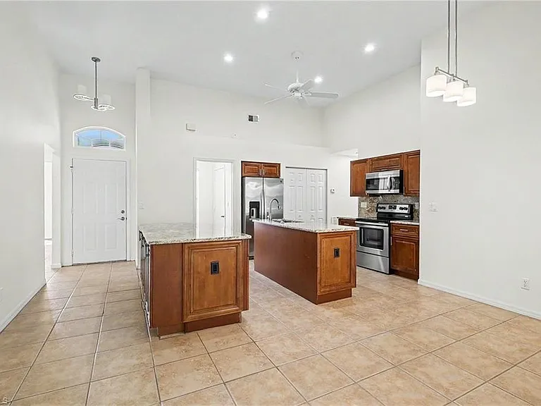 6643 Craven Hill Way — Photo 6