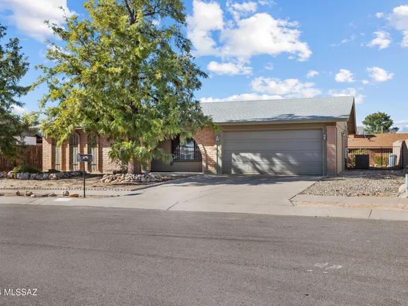 8021 N Bounty Pl, Tucson, AZ 85741