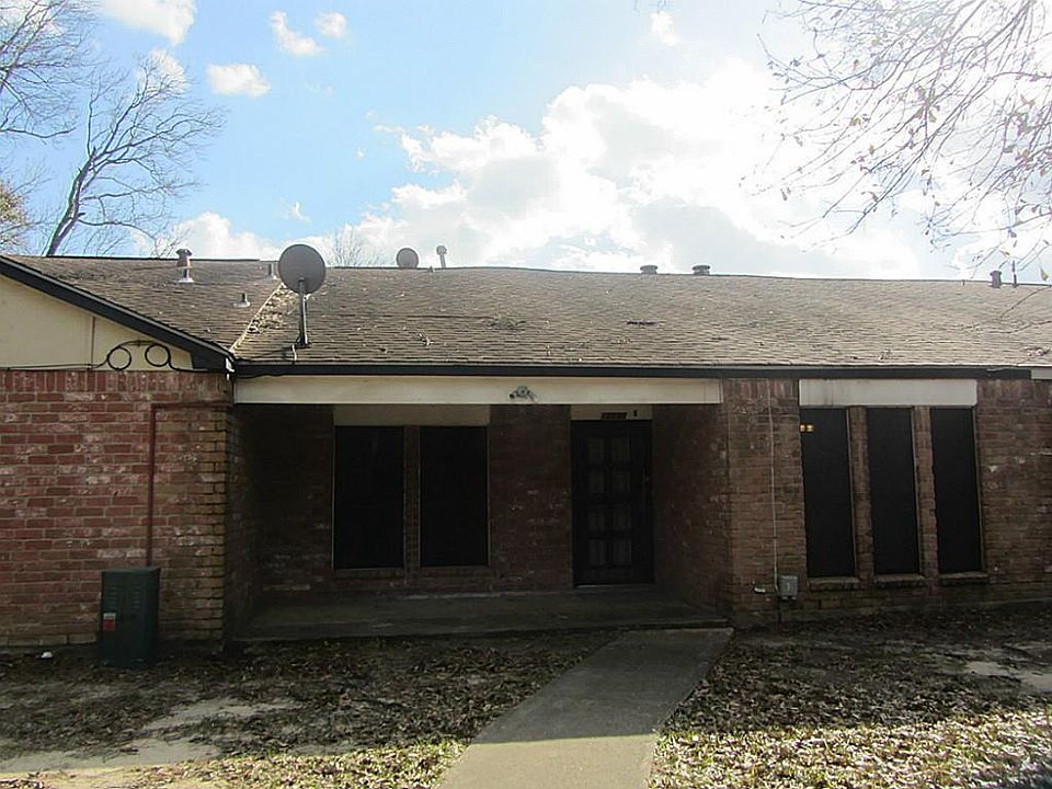 1st image of 12234 Wild Pine Dr Unit B
