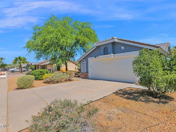 3rd image of 18439 N 56TH Drive