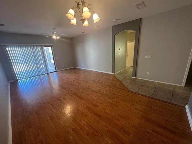 16829 W Cottonwood St — Photo 11