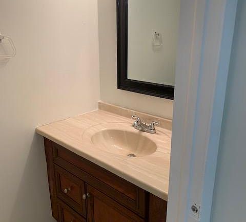 3rd image of 315 NW 13th St #315