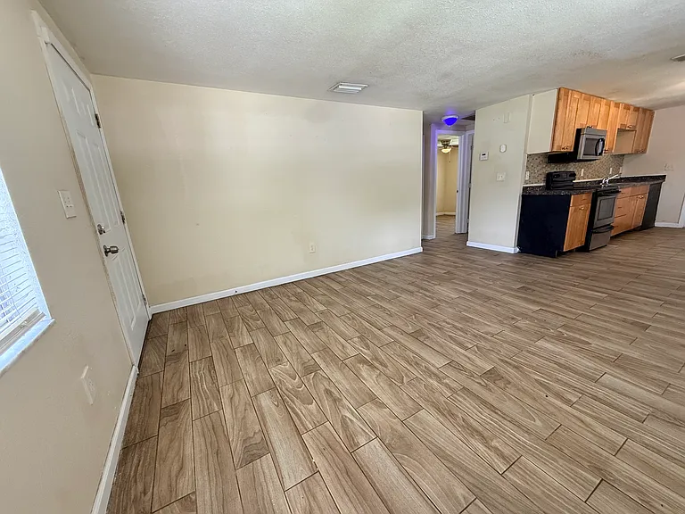 8214 N 12th St #A — Photo 2