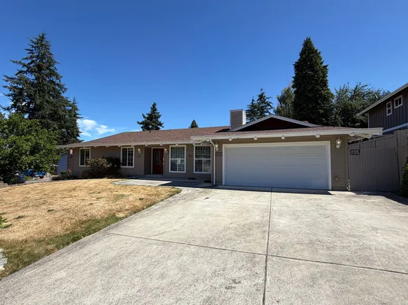 3826 SW 327th St, Federal Way, WA 98023