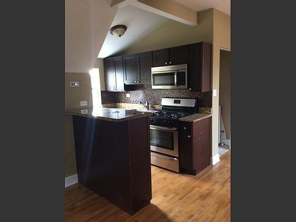 3rd image of 3828 N Christiana Ave #3