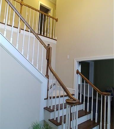 2nd image of 806 Haddington Ct N