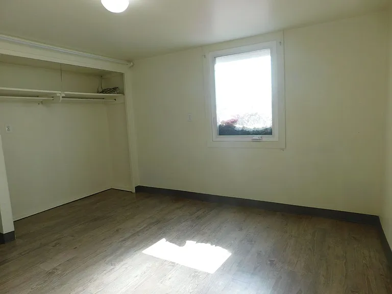 941 Walnut Ave — Photo 15