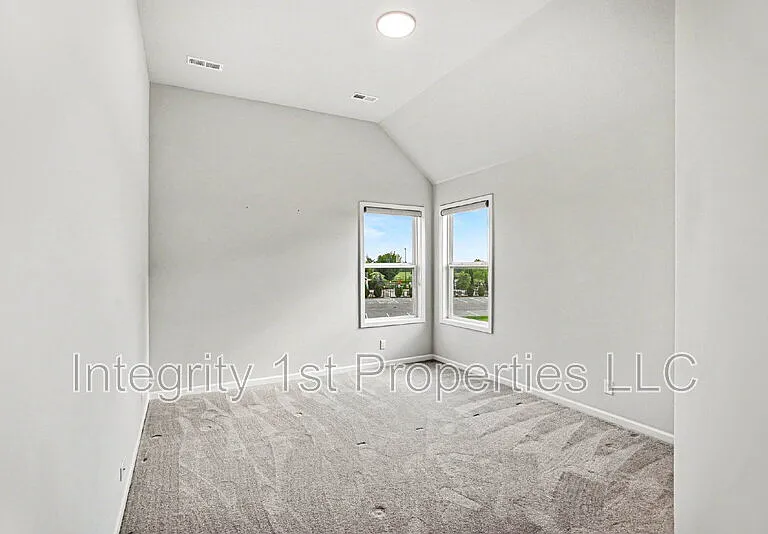 1304 NW 107th Ter — Photo 23