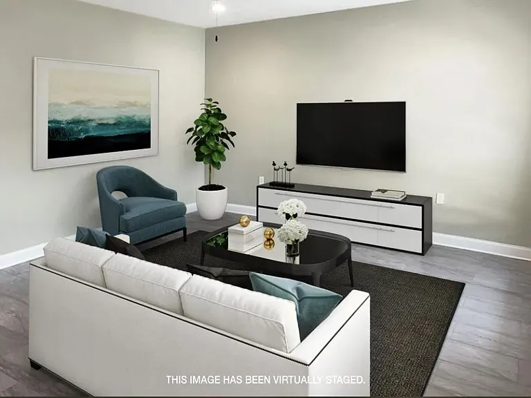 309 Bentbrook Dr — Photo 2