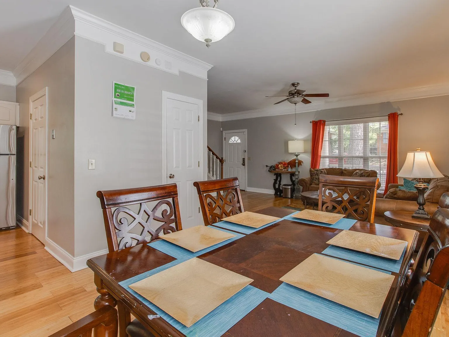 3 bed, 2047 sqft, $2,500 — Photo 4