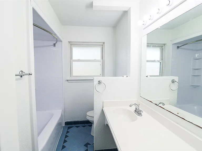 4513 Nina Lee Ln — Photo 9