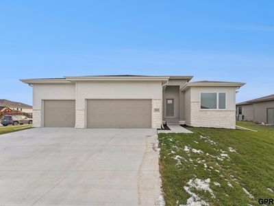 20605 Woodridge Dr, Gretna, NE, 68028
