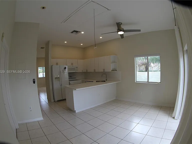 21511 SW 87th Ct #21511 — Photo 14