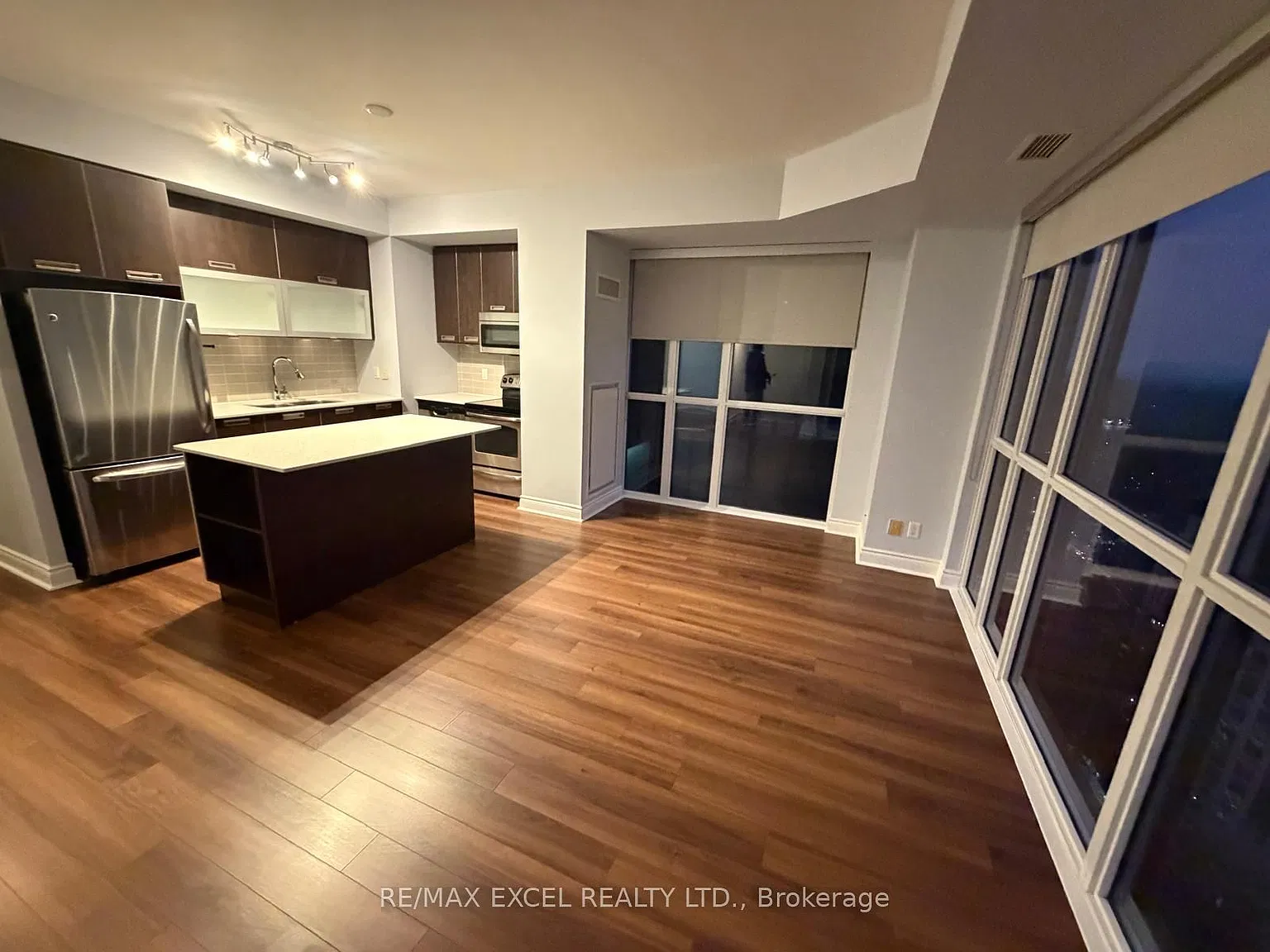2 bed, $2,550 — Photo 3
