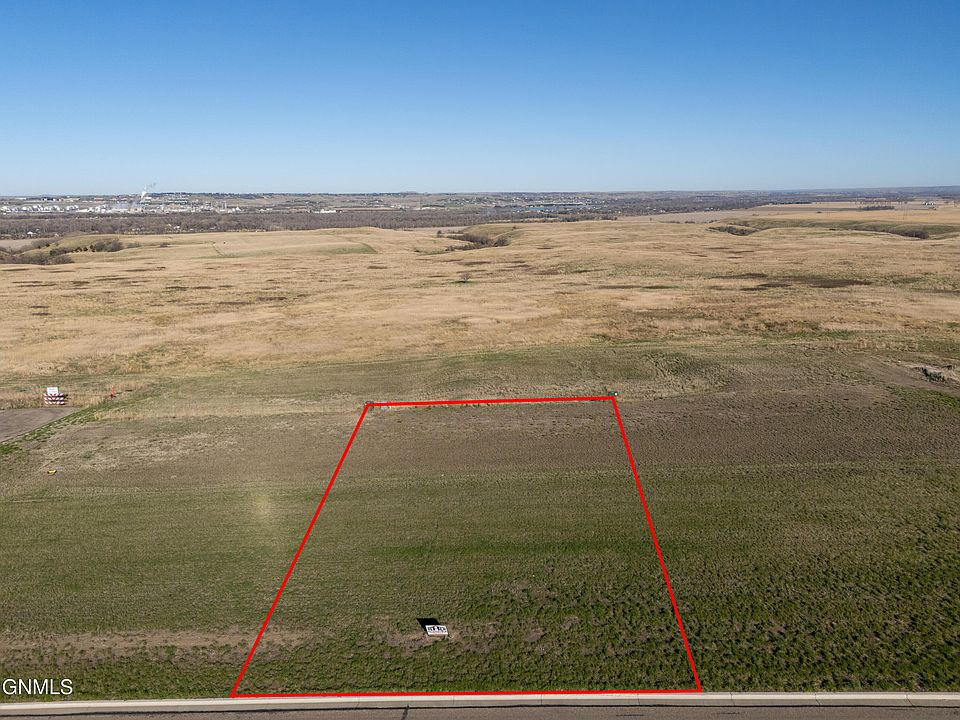 2nd image of 4512 Elk Ridge Dr