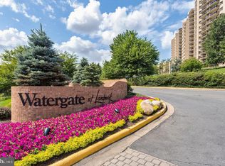 307 Yoakum Pkwy APT 816, Alexandria, VA
