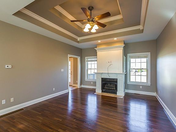 5th image of 262 Marengo Dr