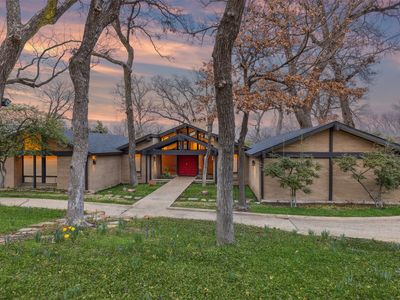 13958 Hughes Ln, Dallas, TX, 75240