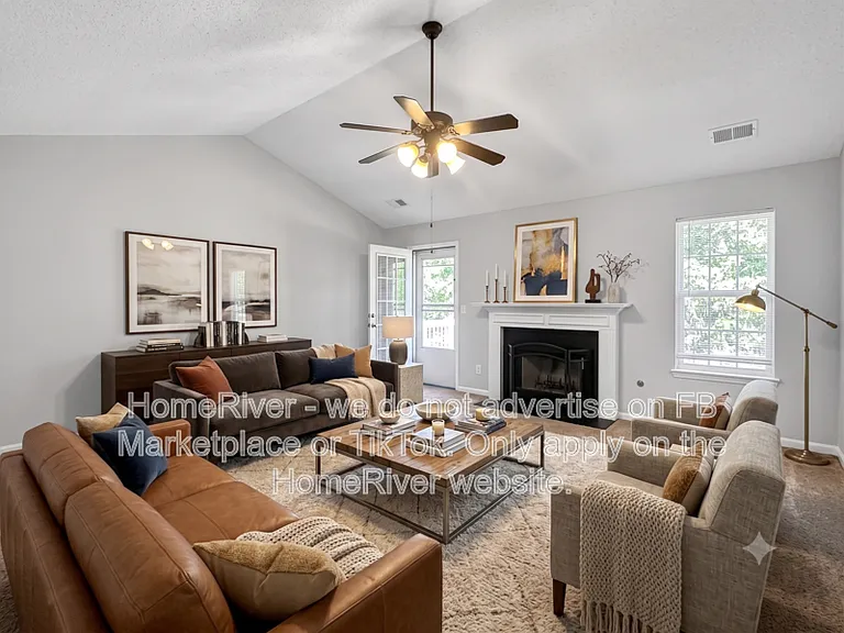 261 Augusta Woods Dr — Photo 3