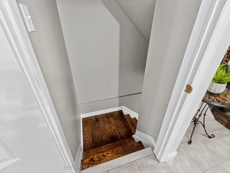 2067 Golden Orchard Trl — Photo 35