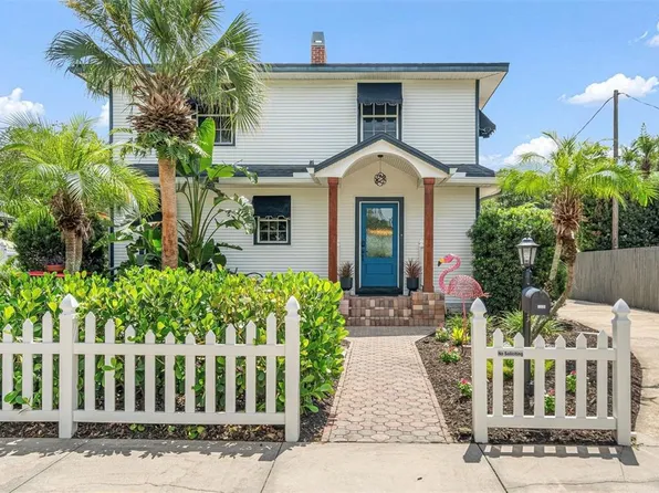 1350 26TH AVENUE N, ST PETERSBURG, FL 33704