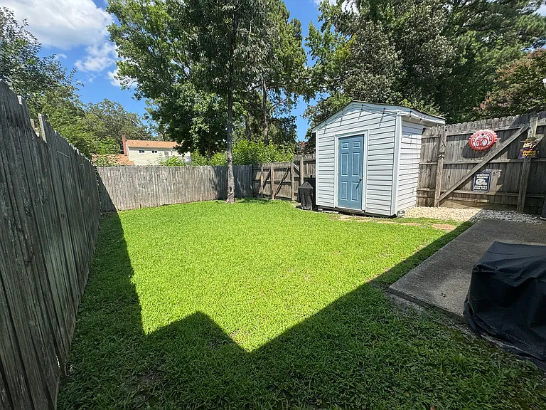 3924 Roebling Ln — Photo 22