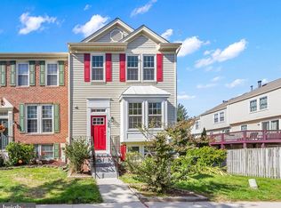 700 Dayspring Dr, Odenton, MD 21113