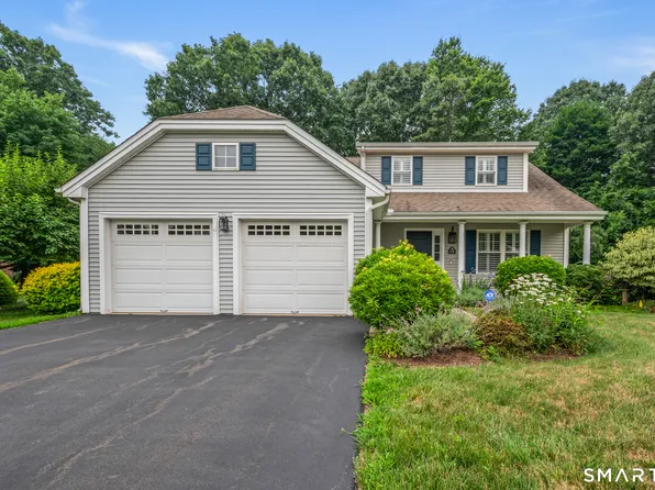 19 Plumrose Court #19, Portland, CT 06480