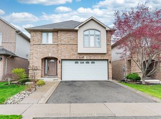4110 Forest Run Ave, Burlington, ON L7M 4L7
