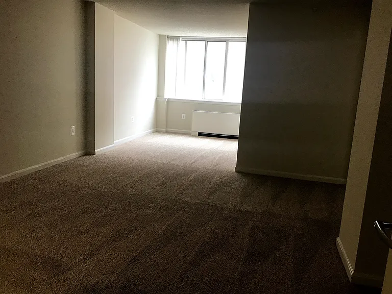 Gallery Tower — Photo 63