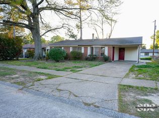 7504 W Canal Blvd, Shreveport, LA 71108