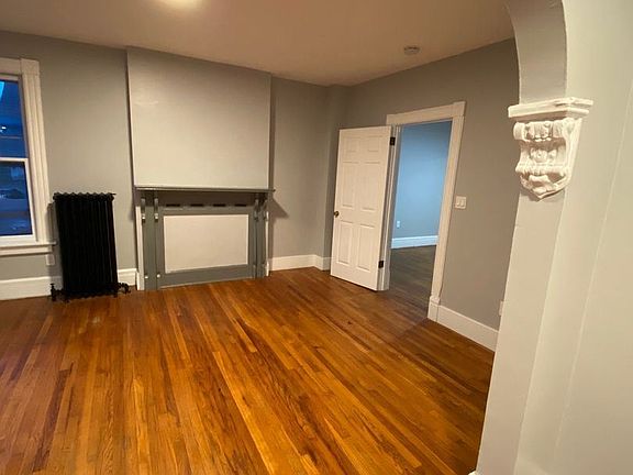 5th image of 12 Courtney Ave APT 2