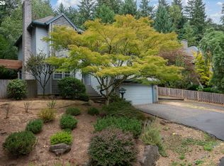10585 SE Fairway Dr, Happy Valley, OR 97086