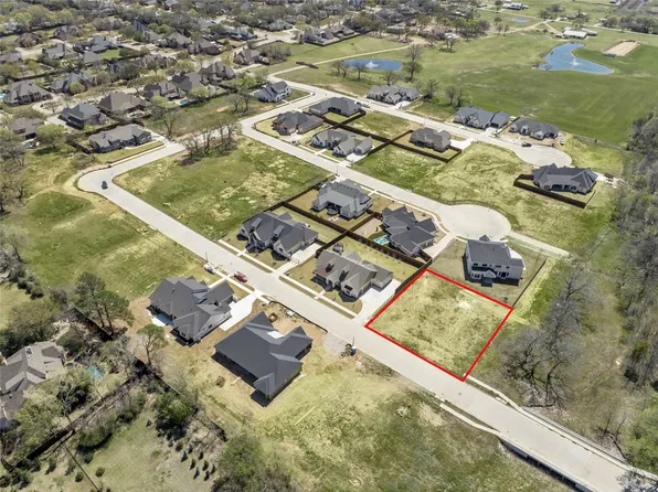 409 Saratoga Dr, Denton, TX 76210