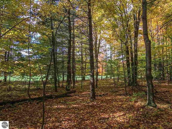 5th image of 27 Mountain Woods Dr Unit -27